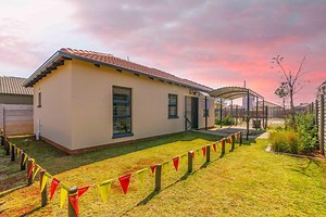 2 Bedroom House for sale in Protea Glen - 4956 Steward Street - Soweto - Property24