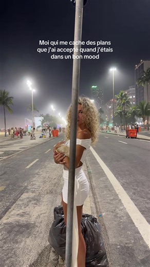 Os vídeos de Vaea Brazier (@vaea.brazier) com Hopelessly Devoted To You - Remastered 2022 - Olivia Newton-John