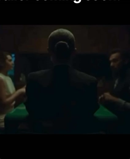 The Assessment: Alicia Vikander & Elizabeth Olsen's Kiss