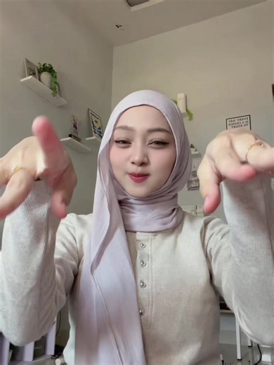 Kerudung Pashmina: Tanggapan Kreatif untuk Pertanyaan