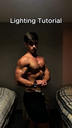 218 reactions | Lighting Tutorial with Gymlamp for posing! Best gymbro tool ever #gym #gymtok #gymbro #gymbros #fitness #gymreels | GymLamp | Facebook