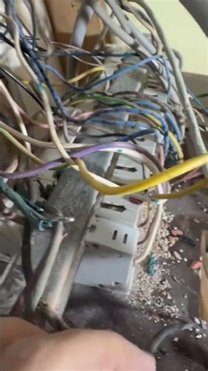 ⚠️ Electrical hazard! These wires melted from heat. 💭 Any idea what caused it?