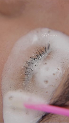 2.1M views · 10K reactions | ¿Quién dice que no se puede utilizar longitudes pequeñas en una pestaña larga, porque no se notan?樂 y lo mejor que las de ella son larguisimasss y se ven 殺#extensionesdepestañas #lashes #volume #volumelashes #lashextensions #lashartist #puebla #angelópolis | Génesis González Sbeauty | Facebook