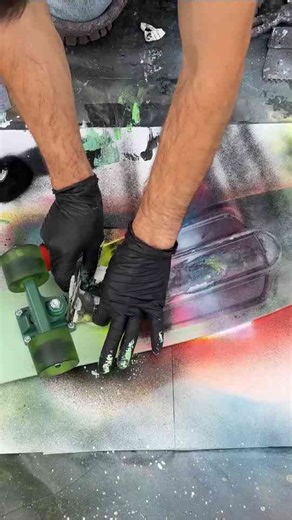 I asked a legendary artist painted my skateboard... 🛹