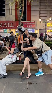 the girl was very angry | Da Jack Manullang