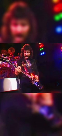 Black Sabbath - Hard Road (Live 1978 Promo) #blacksabbath #hardroad #ozzyosbourne #heavymetal #metal #rockmusic #rock #music #concert #fyp #rocknroll #throwbacksongs #tiktokmusic #70s #classic