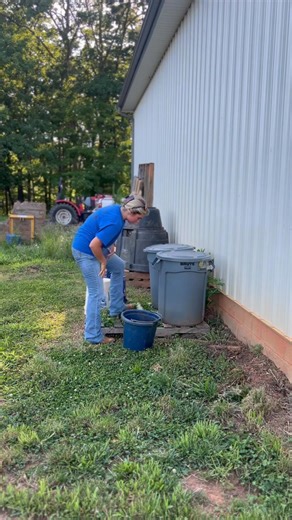 Feed time 🤠🤣 | Rust Ridge Ranch L.L.C