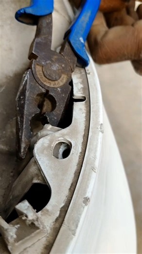 rear side bumper bracket setting and lock fitting work #shortvideo 🚗🥰