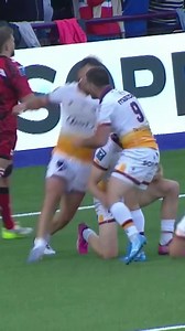 44K views · 470 reactions | En May, fait ce qu'il te plait SAXV Charente Rugby Pro  Soir de triplé pour l'ailier anglais Jonny May gbeng  #PROD2 | PRO D2 | Facebook