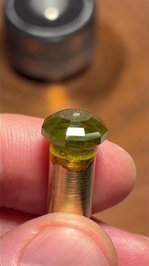 Hendecagon Peridot Faceting Journey: from rough to brilliant