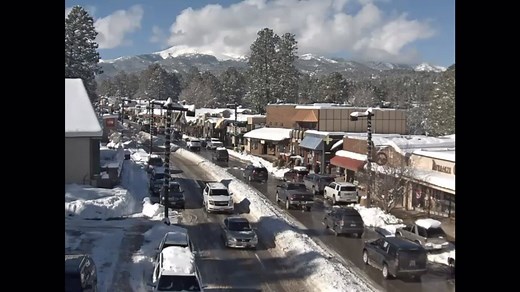 Enjoying the fresh snow in Ruidoso ! ⛄️ Visit the webcam for live footage: https://www.discoverruidoso.com/ruidoso-webcam | Ruidoso Parks and Recreation