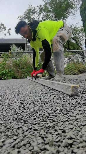 Preparing the Exelmix's permeable concrete base... #exelmix #permeableconcrete #permeable #concrete #pavement #buildingmaterials #building #buildingproject #australia #victoria #melbourne #concreter #StormwaterManagement #perviousconcrete #pervious #WaterPermeability #sustainability #water #groundwater #waterfilter #permeableconcretebase #concretebase