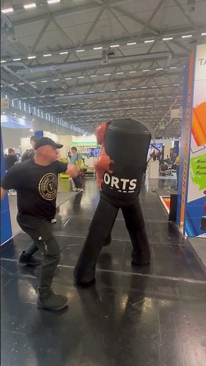 Punch. Bounce. Repeat –The Bag That Fights Back #boxing #gymbag #highqualitybag #taekwando #heavybag