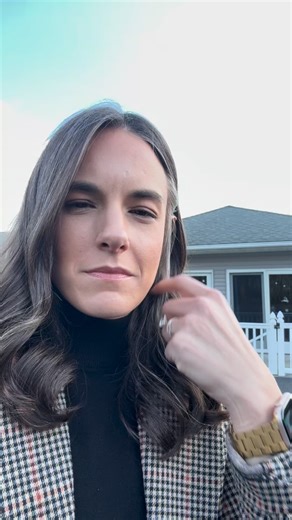 You’ll want to see this… 28 Cemetery Road, Willington CT 29 acres 5 bed/ 2 bath 3,305 sqft Chicken coop condo In-ground pool Three-stall barn Nora Porcelli William Raveis Real Estate The Finer Team 860.906.2970 #horseproperty #willingtonct #connecticutrealestate #dreamhome #realtorlife | Nora Porcelli, Realtor