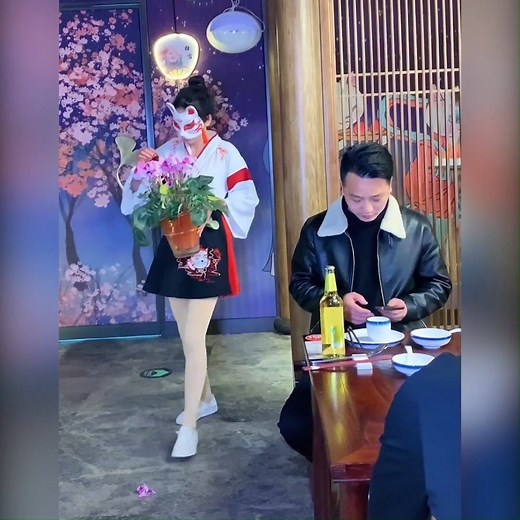 72K views · 45 shares | Open the beer cap in these ways, can you believe it? | M&N DIY | Facebook