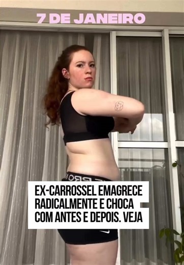 #VictóriaDiniz, atriz que integrou o elenco de #Carrossel, surpreendeu os seguidores nas redes sociais ao expor o processo de emagrecimento. A artista de 22 anos compartilhou um vídeo mostrando a mudança física ao longo de 2025 e chocou os internautas. “Último antes e depois do ano! Deixo aqui meu agradecimento para a minha eu do passado por ter decidido mudar”, escreveu Victória na legenda da publicação, que rapidamente chamou a atenção dos seguidores. Victória Diniz ficou conhecida por interpr