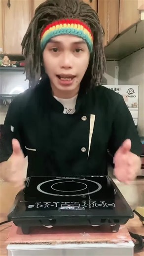 (Chef Natoy) Induction Cooker Touch Screen Multifunctional the Circle Chargeable stove High Power 2200W Energy-Saving Induction Cooker220V Kitchen Appliances Kitchen Essential Cooker Electric Stove Multifunctional Cooker Electric Cooker BBQ HOTPOT