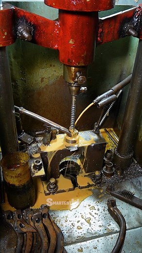 Smartest Workers | Motorcycle Kickstarter Manufacturing | Step-by-Step Production Process | Instagram