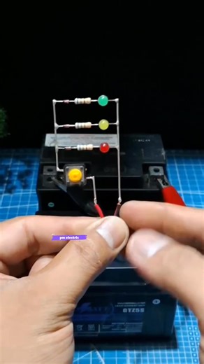 The very easiest 12v battery tester circuit to build #2vbatterytester #electronics #creativeideas #diy #tutorials | p m electric