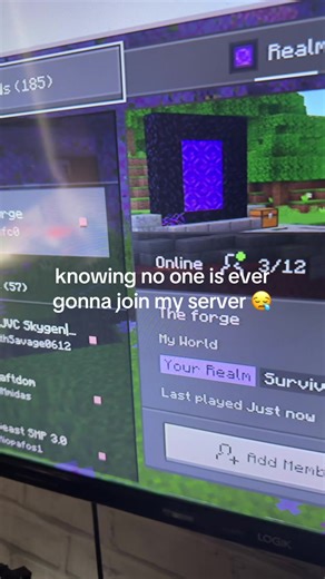 Minecraft Realm: Seeking Players for Bedrock Server