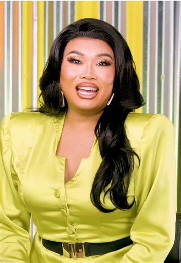 Get Ready for a Fun Kiki with Jujubee!
