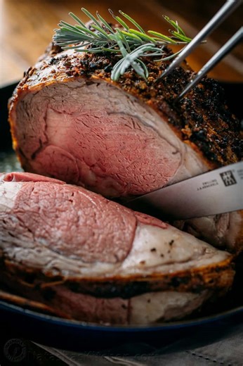 46K views · 607 reactions | A garlic-crusted Prime Rib Recipe with a trusted method for juicy, melt-in-your-mouth tender prime rib roast. Recipe: https://natashaskitchen.com/prime-rib-recipe/ | NatashasKitchen.com | Facebook