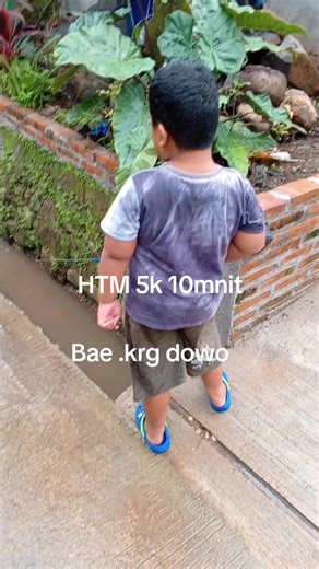 Olomo Olom (@olomo.olom)’s videos with suara asli - Olomo Olom