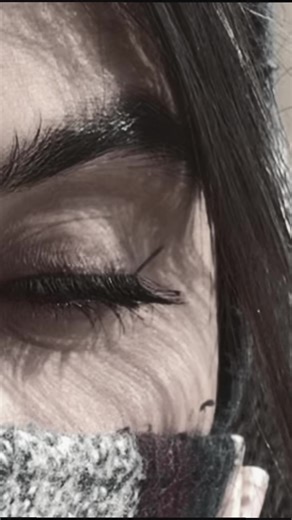 ڈھلے بخت تے میتھوں دور ہو گئے۔ میڈے دل کمزور دے ضامــن..