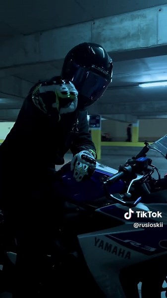 Yamaha R3 2016 Review: Performance and Features