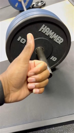 A little deadlift hack. 👍 #deadlift #workout #fitness #hack