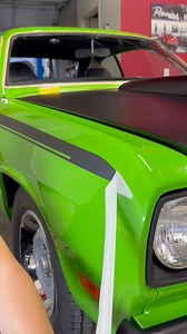 Laying down custom stickers for this old school classic , anyone can guess the model? 🔥 | Wrap Meisters