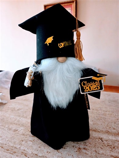 Graduation Gnomes 2026 - Etsy Canada