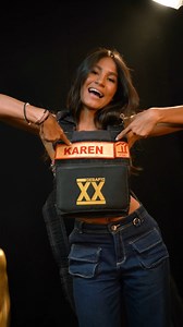 443K views · 6.5K reactions | ¡No es un pájaro 礪, no es un avión ✈️… es Karen, la nueva enchalecada en #ElSentenciado!  ¿Listos para lo que viene?  Para todos los que quieren seguir viviendo la pasión del #Desafío20Años, este es su momento.  Conéctate esta noche a nuestro canal de YouTube y FanPage de Facebook . | El Desafío | Facebook