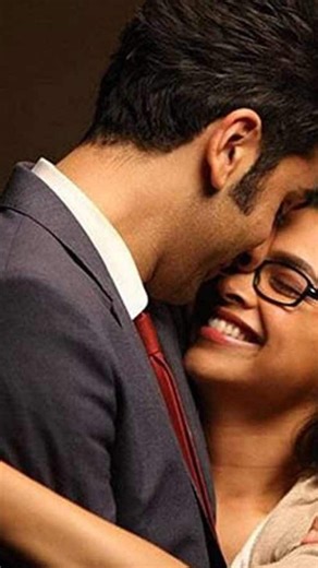 EPO.CHFLEX | Them over everything 😍 🫰 @epochflex 🫰😍 . . 🎬 Movie: Yeh Jawaani Hai Deewani (2013) 📅 Release Year: 2013 🎥 Director: Ayan Mukerji � 🎞️... | Instagram