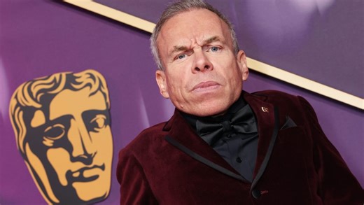 Mark Hamill & Tom Felton Laud Warwick Davis As He Wins BAFTA Fellowship: “Don’t Let Being Small Stop You From Dreaming Big”