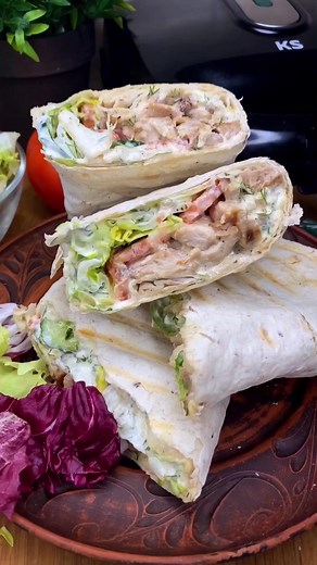 12K views · 83 reactions | Multicooker 4 în 1 de la TopMag și cel mai gustos mic dejun✨Puterea de 2200 W vă va permite să gătiți un piept de pui în 15 minuteBrutarul multiplu are 4 duze interschimbabile: • aparat de vafe, • aparat de sandwich, • gratar, • aparat de aluneComandă acum TopMag.md - articol 17Magazin str. Ștefan cel Mare 130 | TopMag.md | Facebook