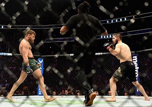 88M views · 1.4M reactions | La pelea que consagró al invicto Khabib "the Eagle" Nurmagomedov ocurría un día como hoy del 2018... Mírala de nuevo!!! Todas las peleas del campeón Khabib y más en UFC Fight Pass https://ufcfightpass.com/home | UFC | Facebook