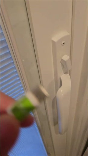 Infinite power glitch #power #glitch #apple #cable #notai