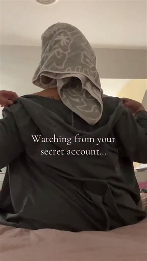 Amy on Instagram: "You know where to find more 💙🤍"