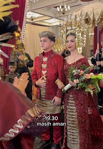 bukan wedding gw kalo ga HEBOH 🙏🏼 thanks to @Memaknai - Wed Content Creator 😘 #wedding #barcelonafc #barca