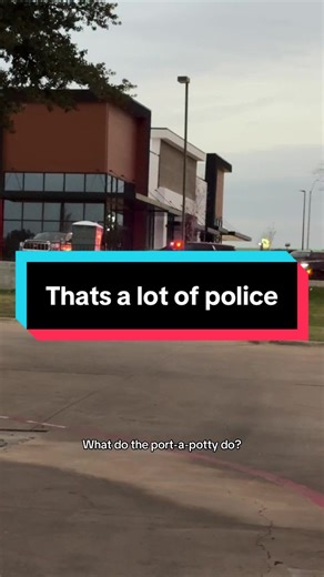 Port-a-potty on the run? #police #portapotty #policechase #whatshappening