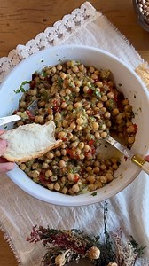 3.1M views · 30K reactions | Ensalada tibia de garbanzos Enamorate de...