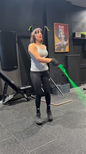 LYONS DEN BOXING | Firework Friday compilation 💥 Another week nearly wrapped up with a host of beginner/experienced clients ✅ #boxing #male #female... | Instagram