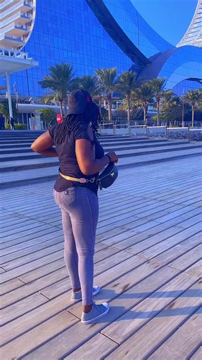 Exploring Canadian TikTok Trends and Community