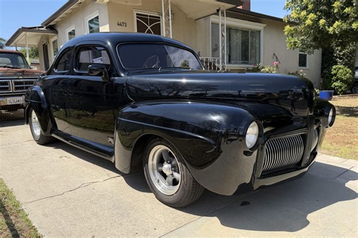 Fuel-Injected & Supercharged 302-Powered 1942 Ford Deluxe Coupe