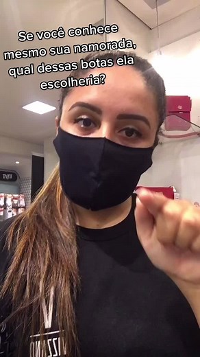 Se você conhece mesmo sua namorada, conta para gente qual bota ela escolheria? @moleca_oficial #vizzano #suacia