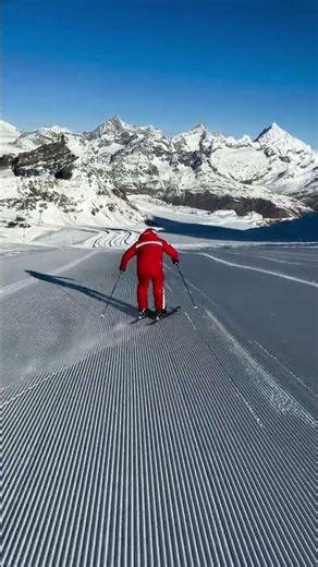 Kili Weibel Skiing Down Perfect Corduroy | Ski Carving Technique in Zermatt Matterhorn