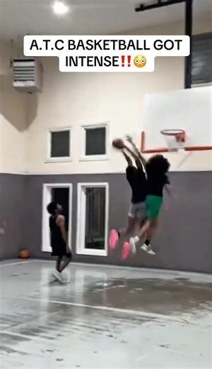 Did I make this dunk⁉️ #basketball #posterizer #dunk #highlights #crazy