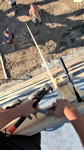 This Construction Trick Makes Framing So Much Easier! 🔨 #Construction #Carpentry
