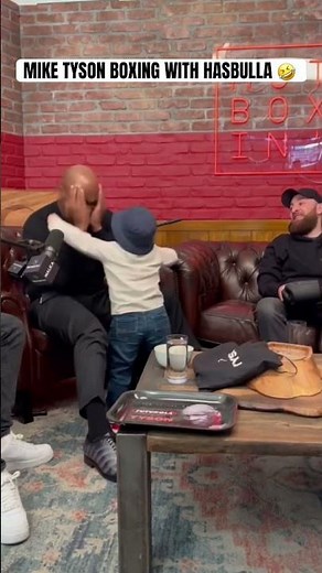 When Mike Tyson met Hasbulla 😂 (via ‪@HotboxinwithMikeTyson‬)